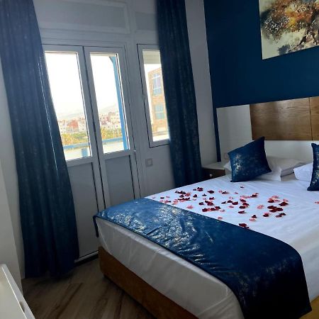 Hostal Mh Borj Martil Extérieur photo