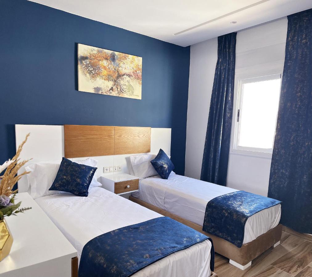 Hostal Mh Borj Martil Extérieur photo